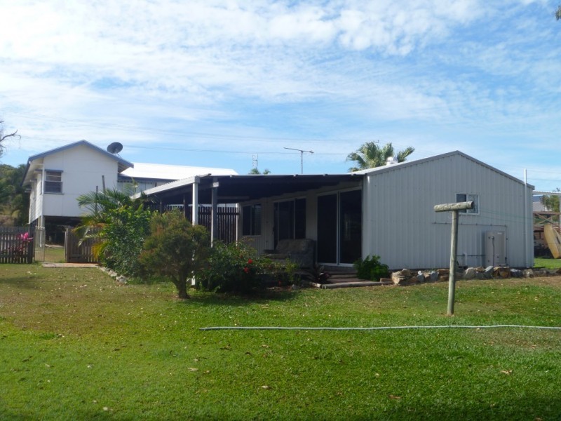 27 Elphinstone Street, Bowen QLD 4805