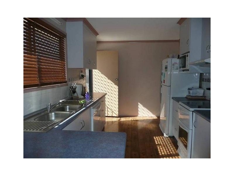 14 Salisbury Crescent, Bowen QLD 4805
