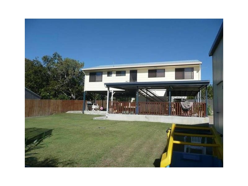 14 Salisbury Crescent, Bowen QLD 4805