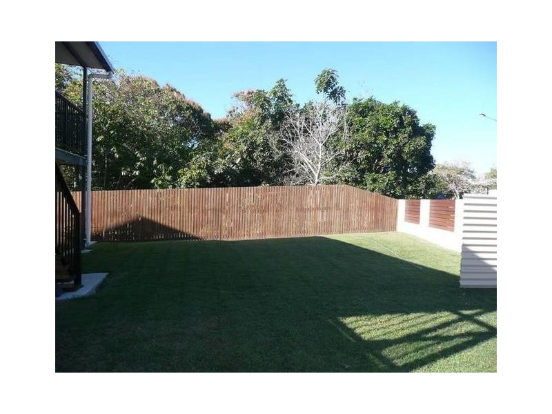 14 Salisbury Crescent, Bowen QLD 4805