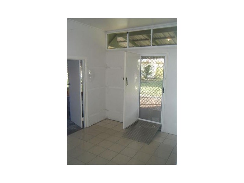 137 Herbert Street, Bowen QLD 4805