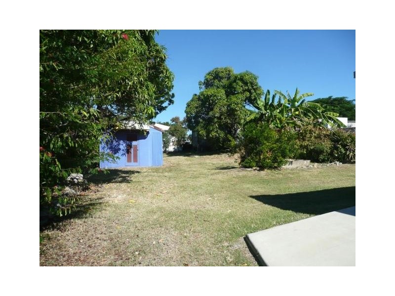69 Livingstone Street, Bowen QLD 4805