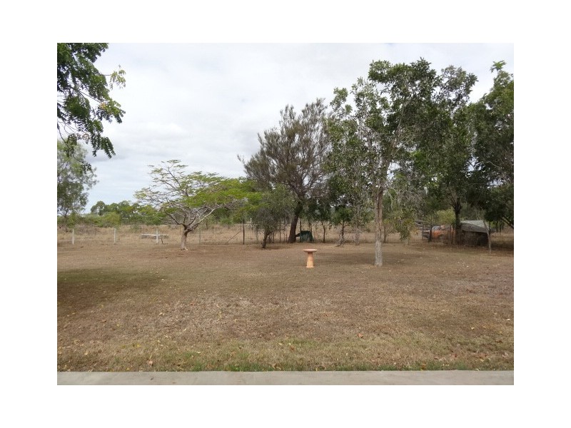 1991 Collinsville Road, Bowen QLD 4805