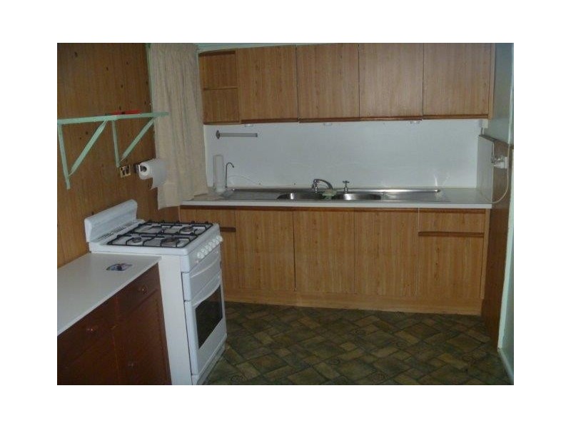 45 Skene Street, Bowen QLD 4805