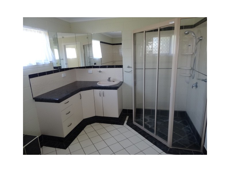 75 Flemington Road, Bowen QLD 4805