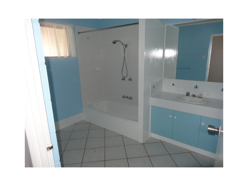 75 Flemington Road, Bowen QLD 4805