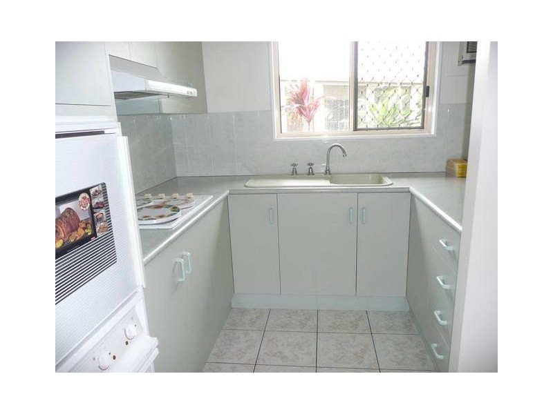 21 Tracey Street, Bowen QLD 4805