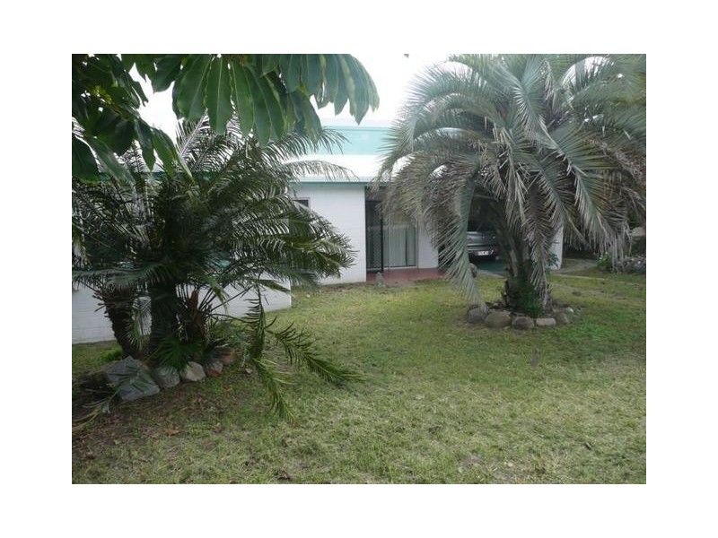 24 Casuarina Street, Bowen QLD 4805