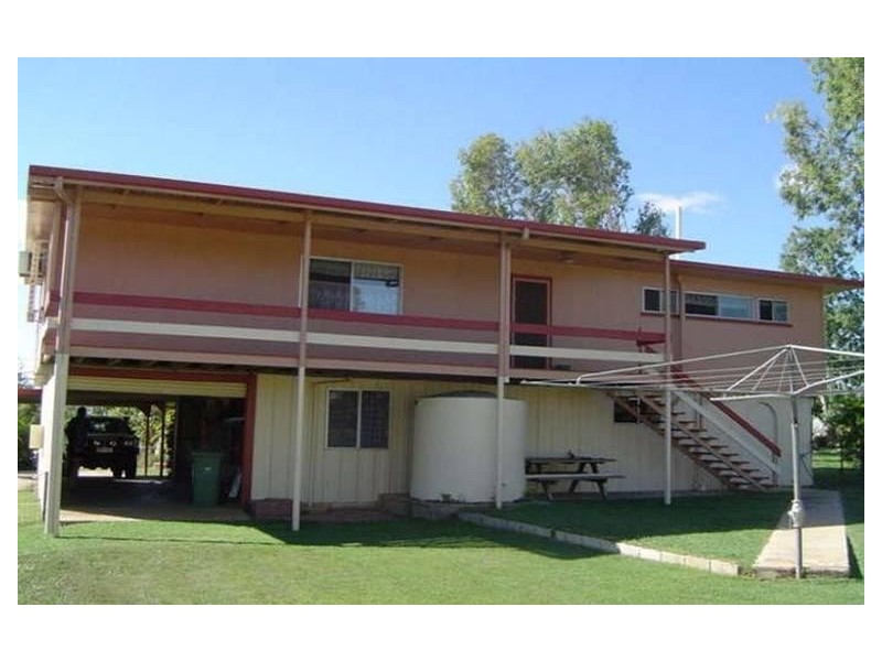 9 Ninth Avenue, Collinsville QLD 4804