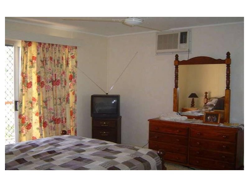 9 Ninth Avenue, Collinsville QLD 4804