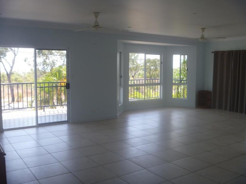 17 Pitcain Avenue, Bowen QLD 4805