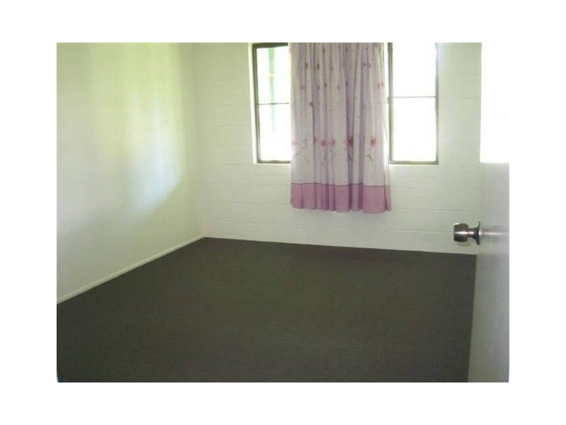 8 Webster Street, Bowen QLD 4805