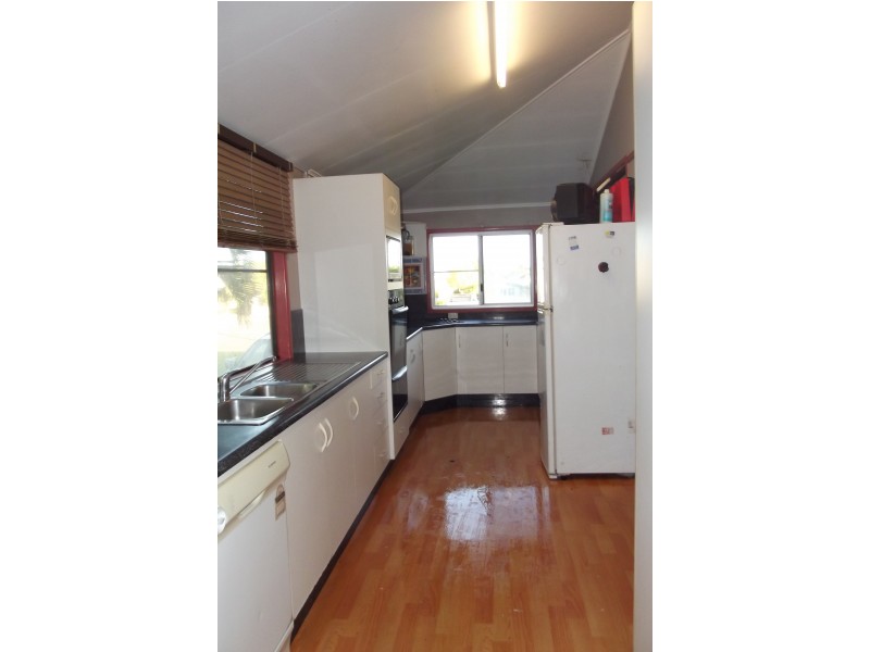 48 Gordon Street, Bowen QLD 4805