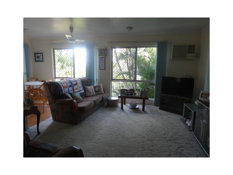 9 Sunset Crescent, Bowen QLD 4805