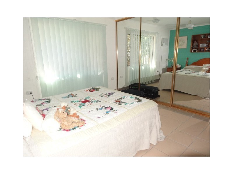 9 Sunset Crescent, Bowen QLD 4805