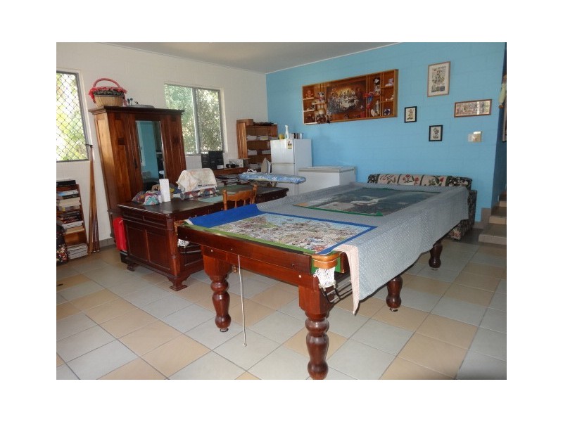 9 Sunset Crescent, Bowen QLD 4805