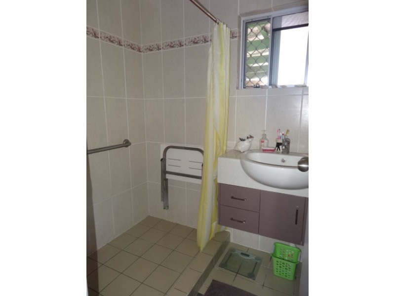 9 Sunset Crescent, Bowen QLD 4805