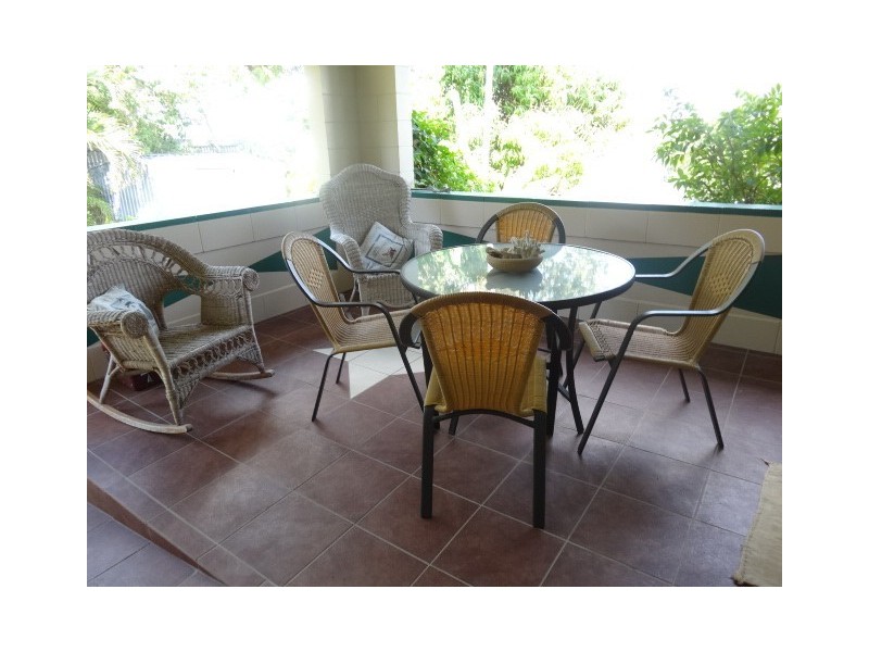 9 Sunset Crescent, Bowen QLD 4805