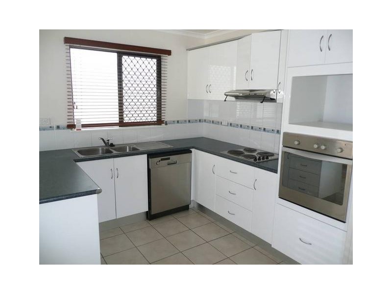 3/13 Queens Road, Bowen QLD 4805