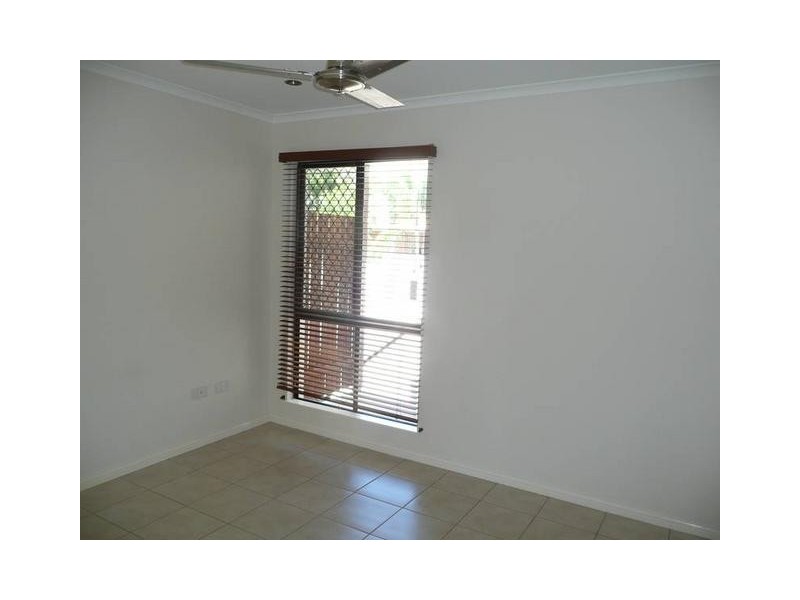 3/13 Queens Road, Bowen QLD 4805