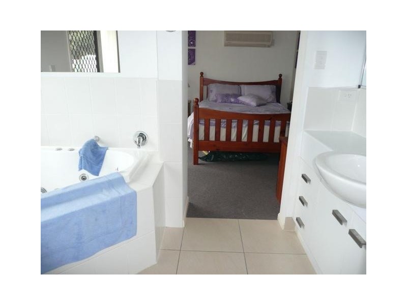 10 Summer Place, Bowen QLD 4805