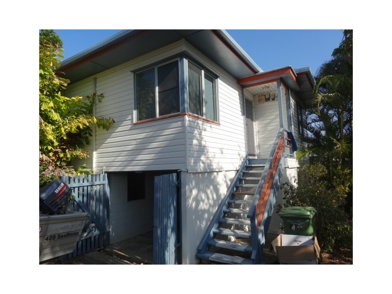 15 Russell Street, Bowen QLD 4805