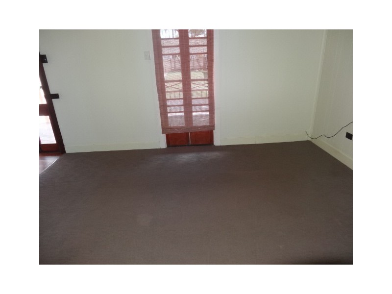 11 Thomas Street, Bowen QLD 4805