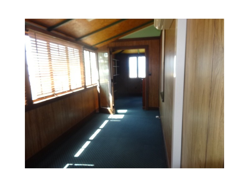 11 Thomas Street, Bowen QLD 4805