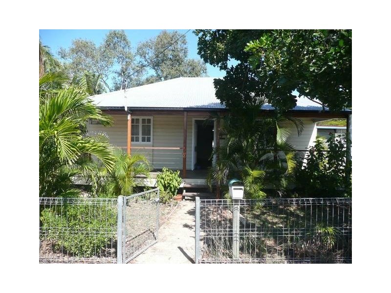 15 Kennedy Street, Bowen QLD 4805