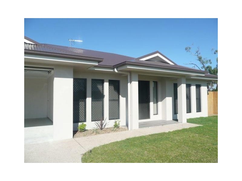 8 Nautilus Street, Bowen QLD 4805