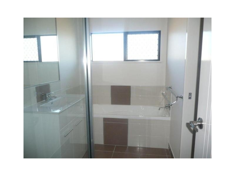 8 Nautilus Street, Bowen QLD 4805