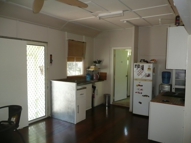 37 Sinclair Street, Bowen QLD 4805