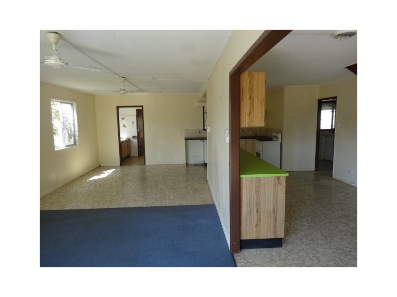 17 Marshall Street, Bowen QLD 4805