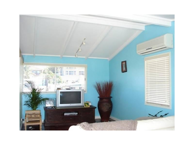 1/14 Casuarina Street, Bowen QLD 4805