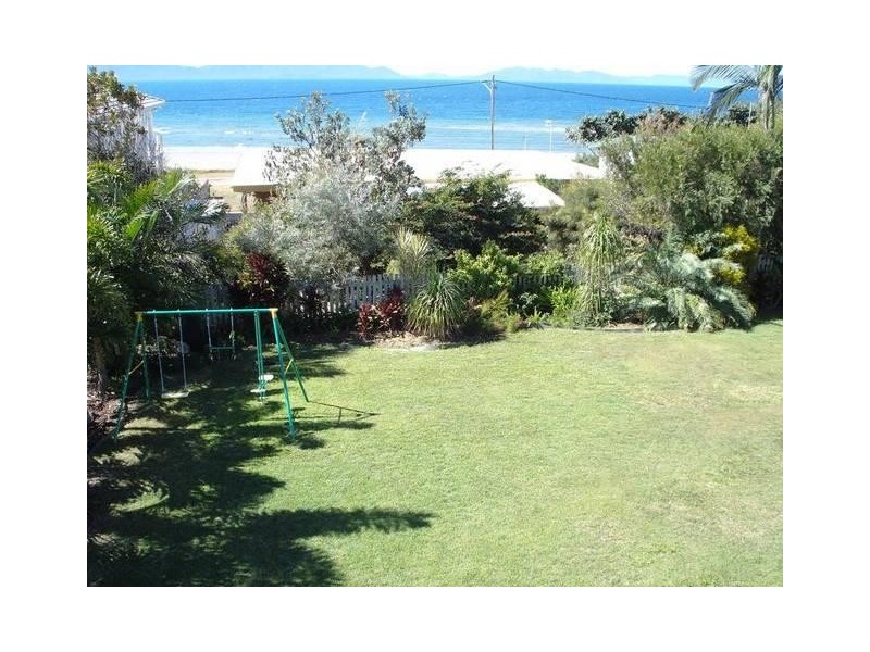 1/14 Casuarina Street, Bowen QLD 4805