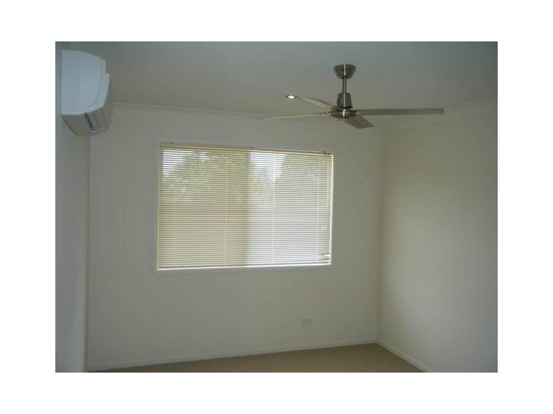 4/1 Murroona Road, Bowen QLD 4805