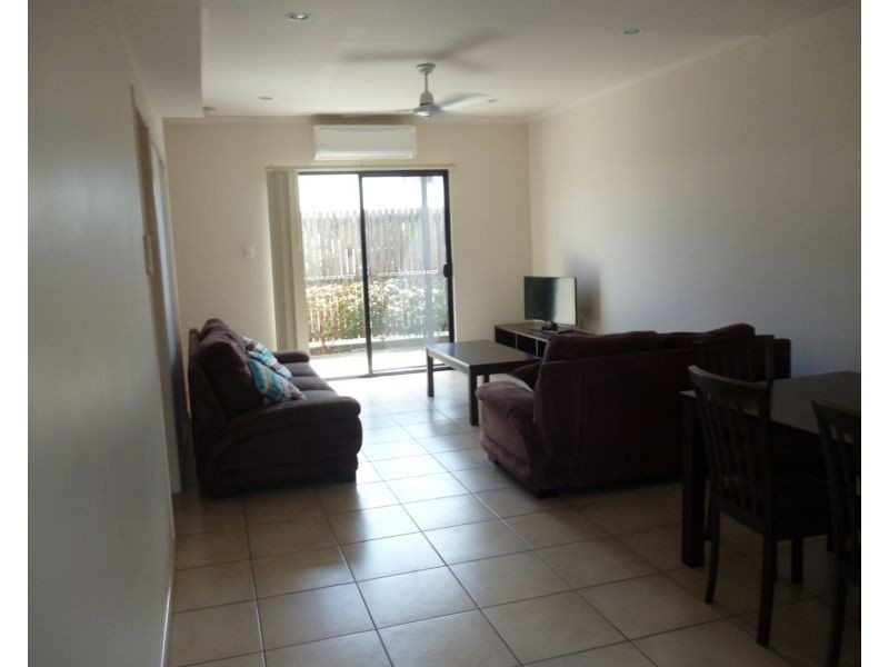 2/34 Poole Street, Bowen QLD 4805