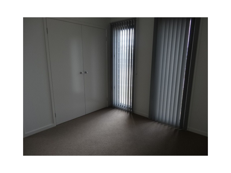 11 Silk Road, Bowen QLD 4805