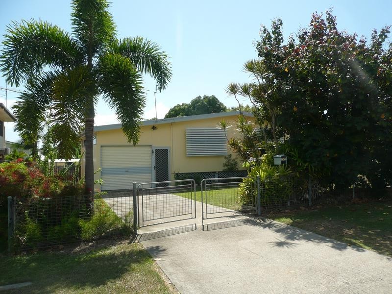 88 Gregory Street, Bowen QLD 4805