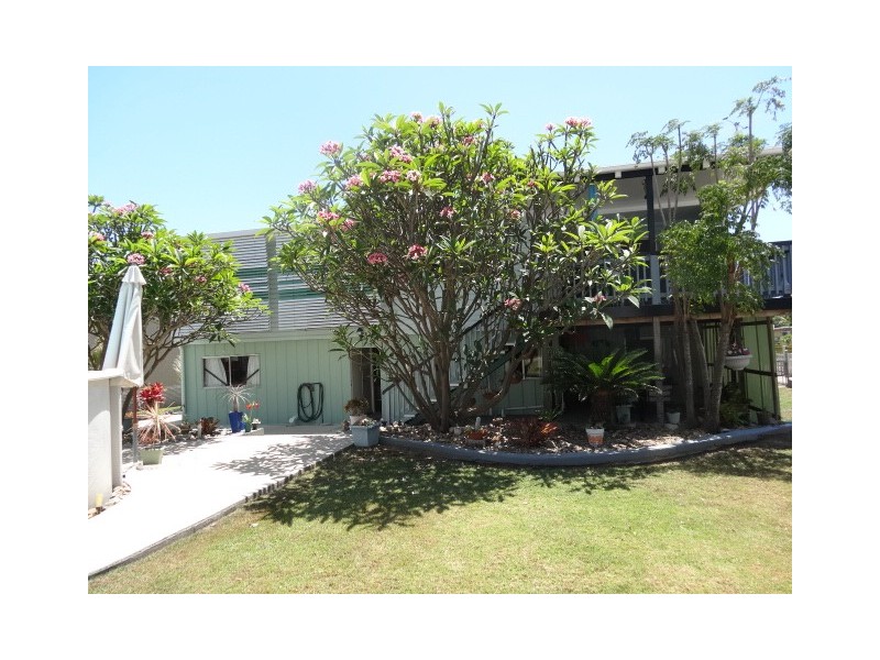 93 Gregory Street, Bowen QLD 4805