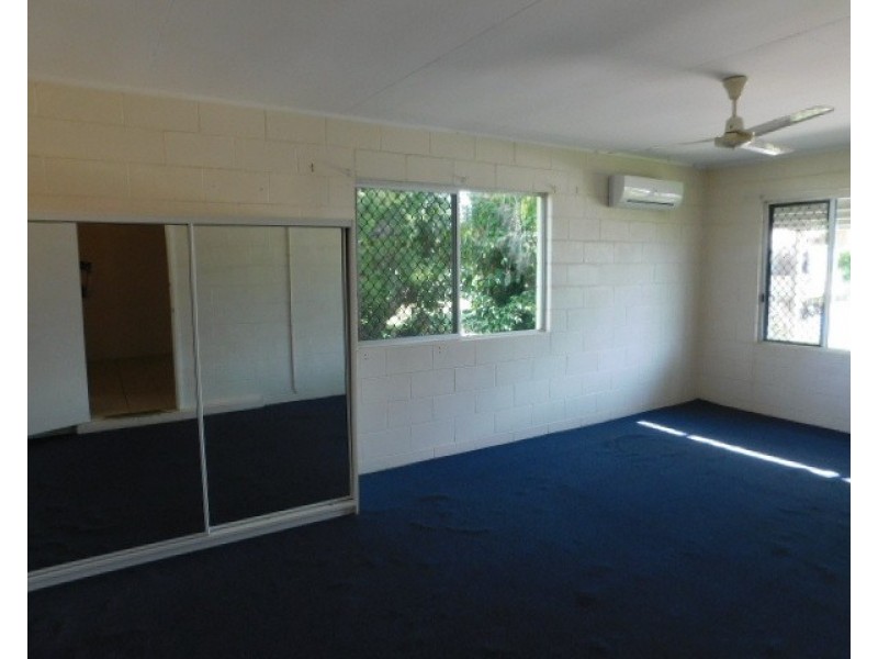 37 Gloucester Street, Bowen QLD 4805