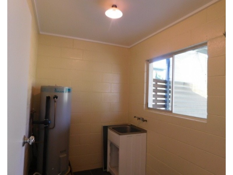 37 Gloucester Street, Bowen QLD 4805