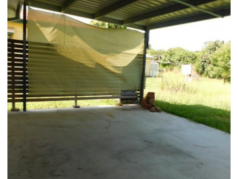 37 Gloucester Street, Bowen QLD 4805
