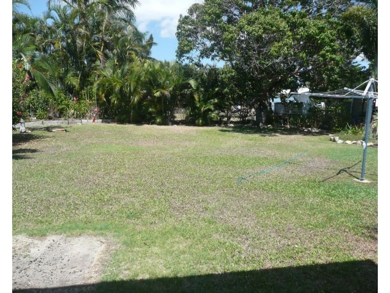 37 Gloucester Street, Bowen QLD 4805