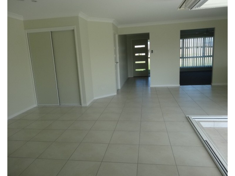 34 Lucinda Place, Bowen QLD 4805