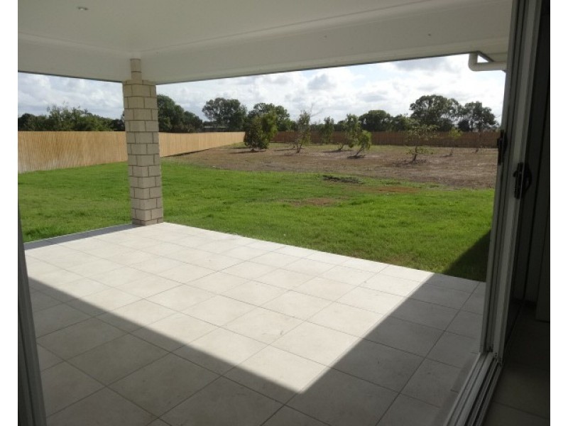 34 Lucinda Place, Bowen QLD 4805