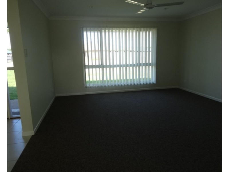 34 Lucinda Place, Bowen QLD 4805