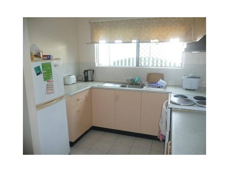 4/108 Herbert Street, Bowen QLD 4805