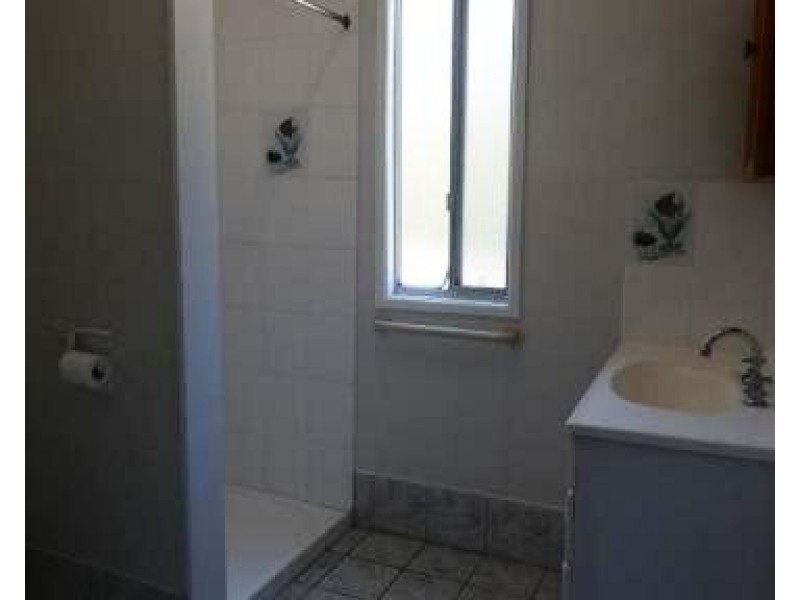 13 Belgravia Road, Bowen QLD 4805