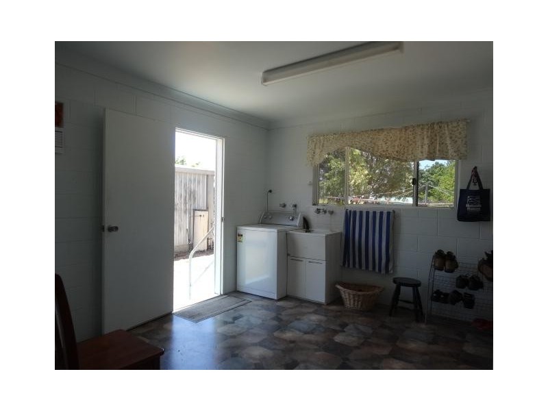 3 Jilletts Lane, Bowen QLD 4805
